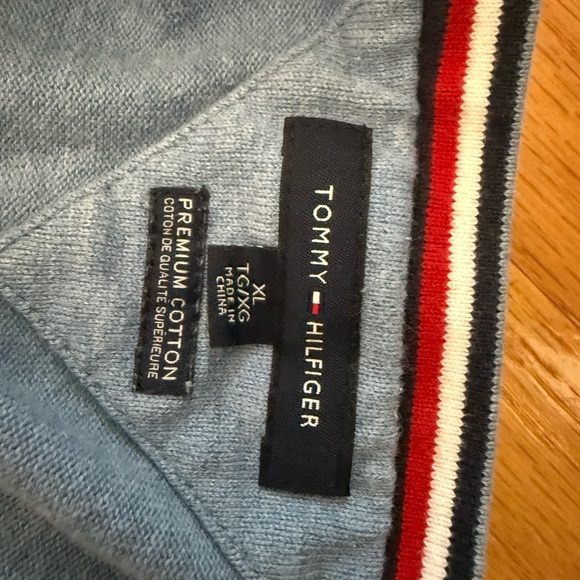 Tommy Hilfiger Blue and Black Crewneck Sweater - Picture 3 of 3